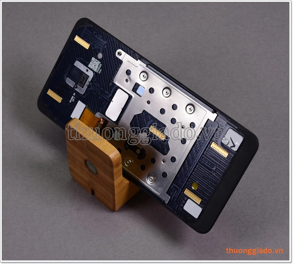 Thay khung xương Mi Mix 3 (6.39"), thay vành viền sườn máy, hàng zin tháo máy