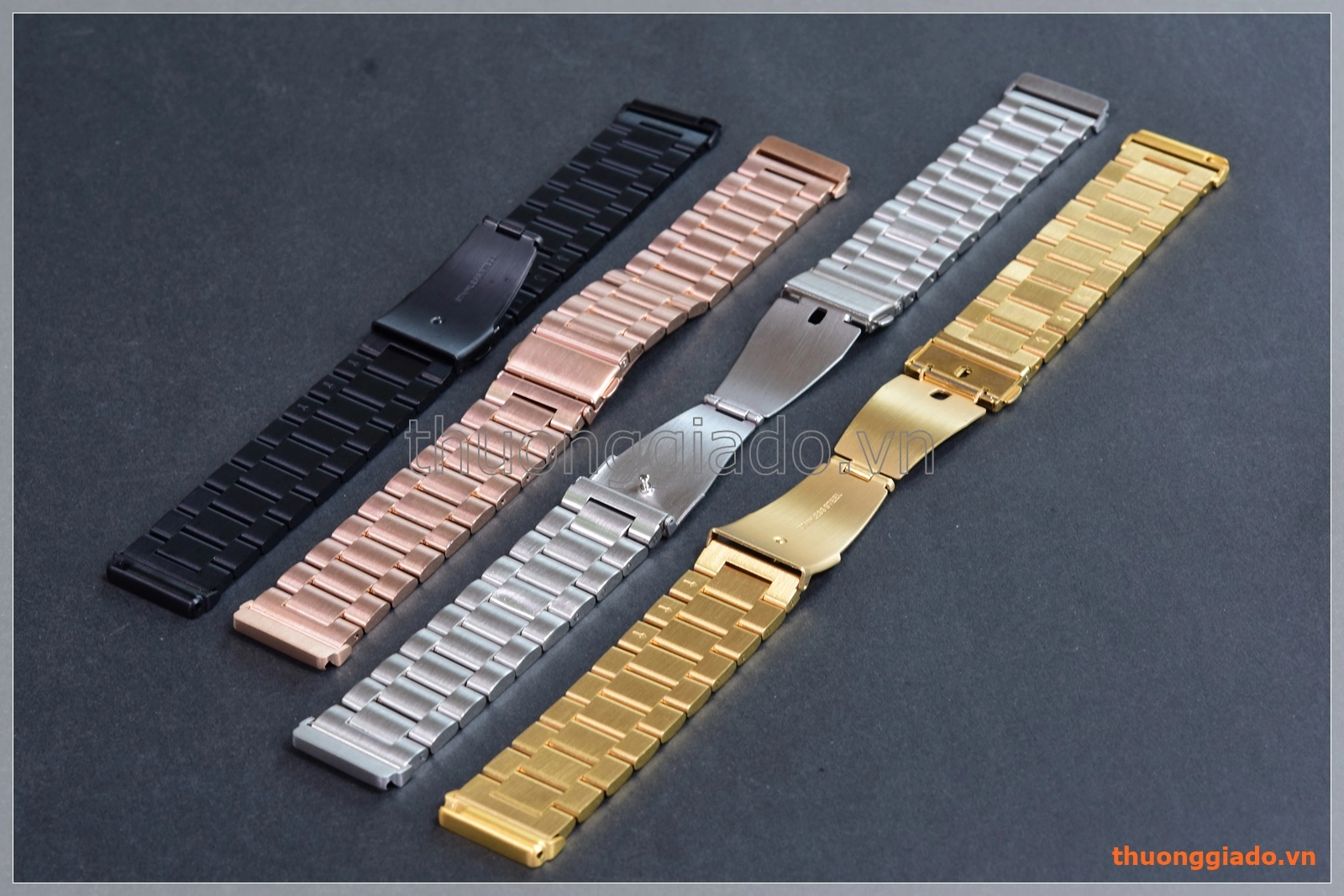 Dây đồng hồ Fitbit Versa (thép không gỉ, kiểu dây đồng hồ truyền thống)