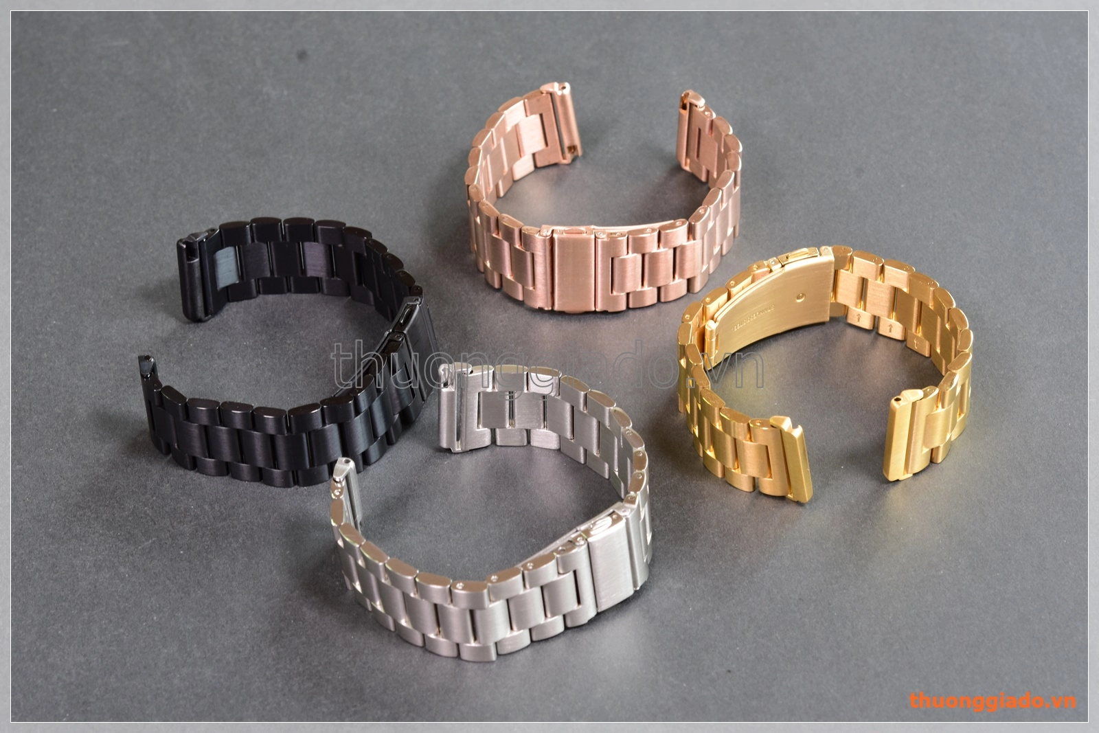 Dây đồng hồ Fitbit Versa (thép không gỉ, kiểu dây đồng hồ truyền thống)