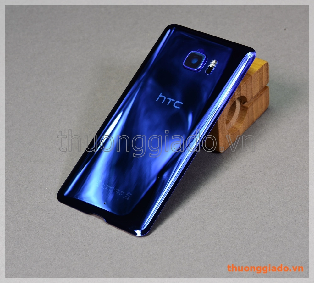 Thay kính lưng HTC U Ultra (5.7"), nắp lưng, nắp đậy pin chính hãng