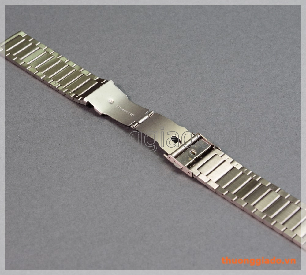 Dây đeo tay đồng hồ Fitbit Blaze (thép không gỉ, mỗi hàng dây một mắt) Dây đeo tay đồng hồ Fitbit Blaze (thép không gỉ, mỗi hàng dây một mắt)