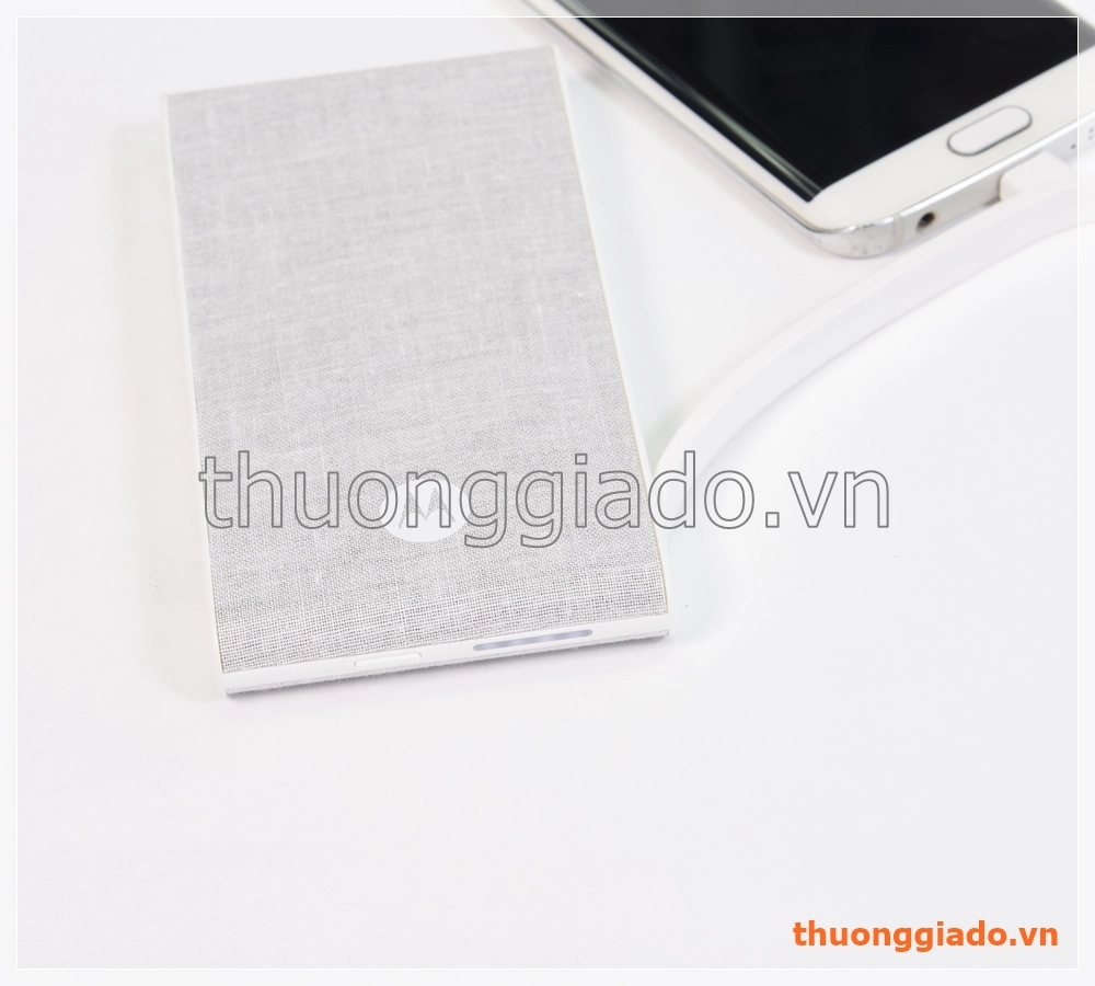 Pin sạc dự phòng Motorola P5100 (5100mAh, nguồn ra 5V-2.4A) chính hãng
