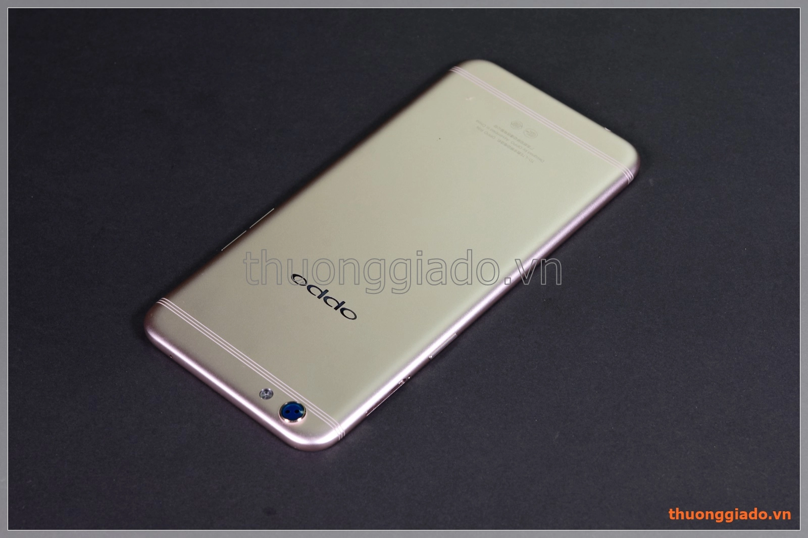 Thay vỏ OPPO R9s (5.5") màu vàng champagne