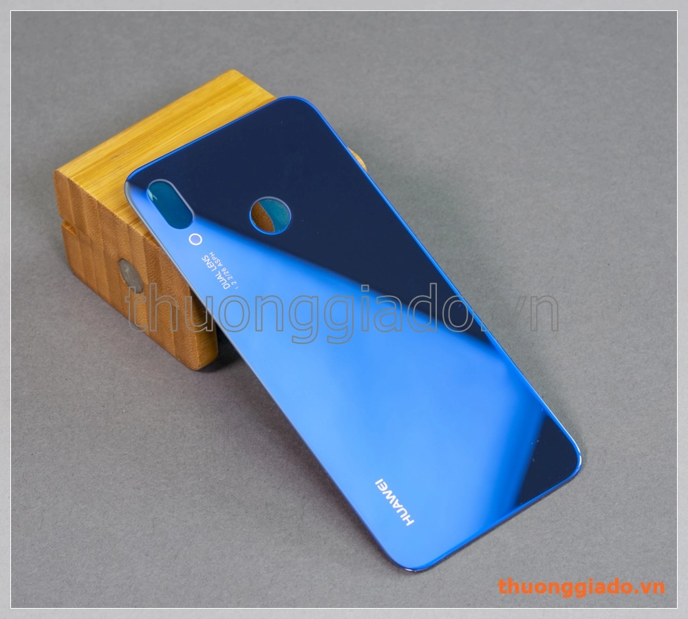 Thay kính lưng (nắp lưng) Huawei Nova 3E (đủ màu)