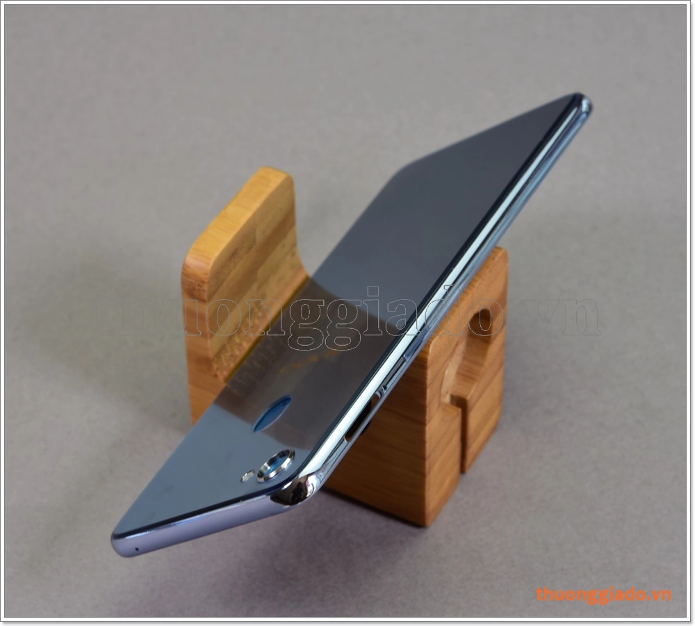 Thay nắp lưng Oppo F7, thay nắp đậy pin, thay vỏ máy Thay nắp lưng Oppo F7, thay nắp đậy pin, thay vỏ máy