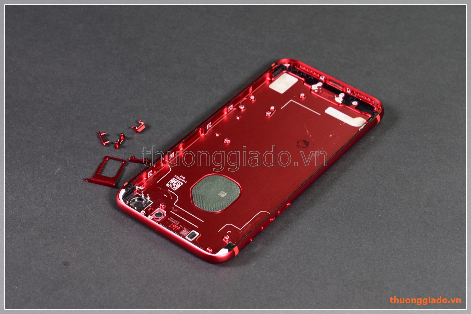 Thay vỏ iPhone 7 (4.7") màu đỏ, hàng zin theo máy Thay vỏ iPhone 7 (4.7") màu đỏ, hàng zin theo máy