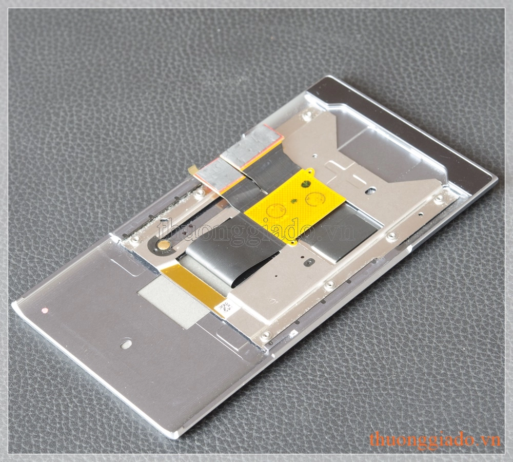 Thay màn hình nguyên khối Blackberry Priv màu đen chính hãng Thay màn hình nguyên khối Blackberry Priv màu đen chính hãng