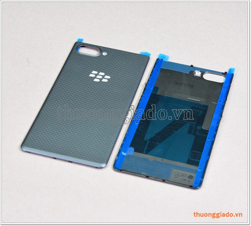 Thay nắp lưng BlackBerry KEY2 LE, Key 2 LE thay nắp đậy pin