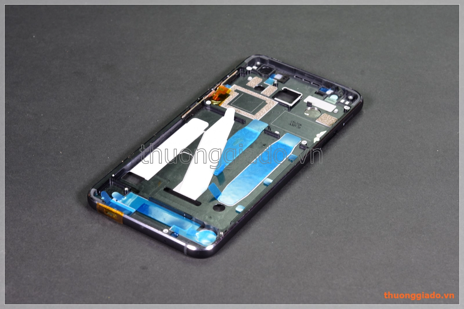 Khung vành viền benzel Blackberry DTEK60 chính hãng Khung vành viền benzel Blackberry DTEK60 chính hãng