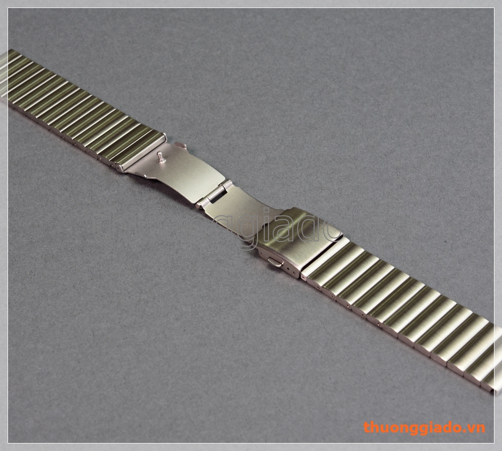 Dây đeo tay đồng hồ Fitbit Blaze (thép không gỉ, mỗi hàng dây một mắt)