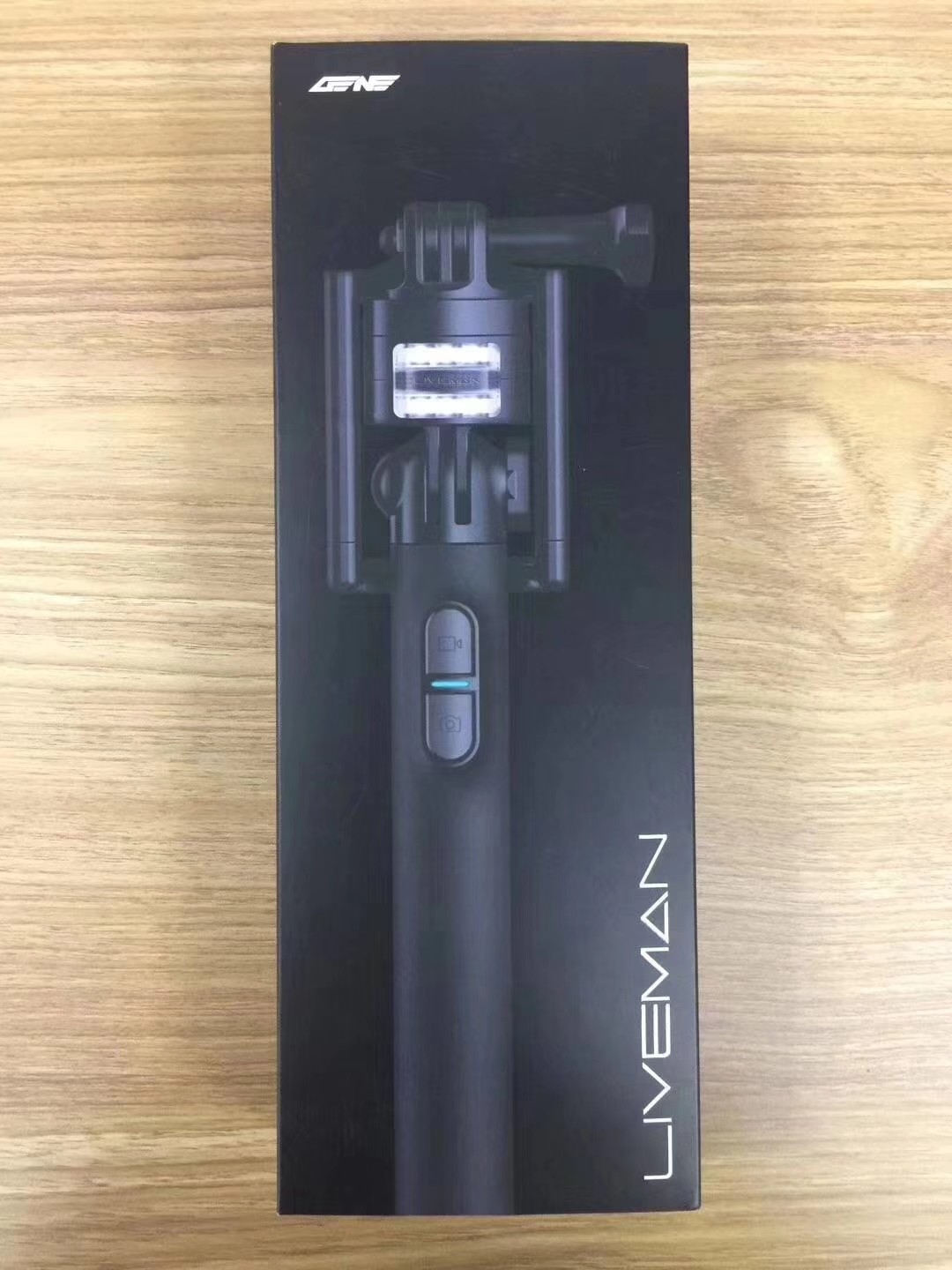 Gậy chụp ảnh tự sướng LIVEMAN S1 Selfie stick có đèn led bù sáng