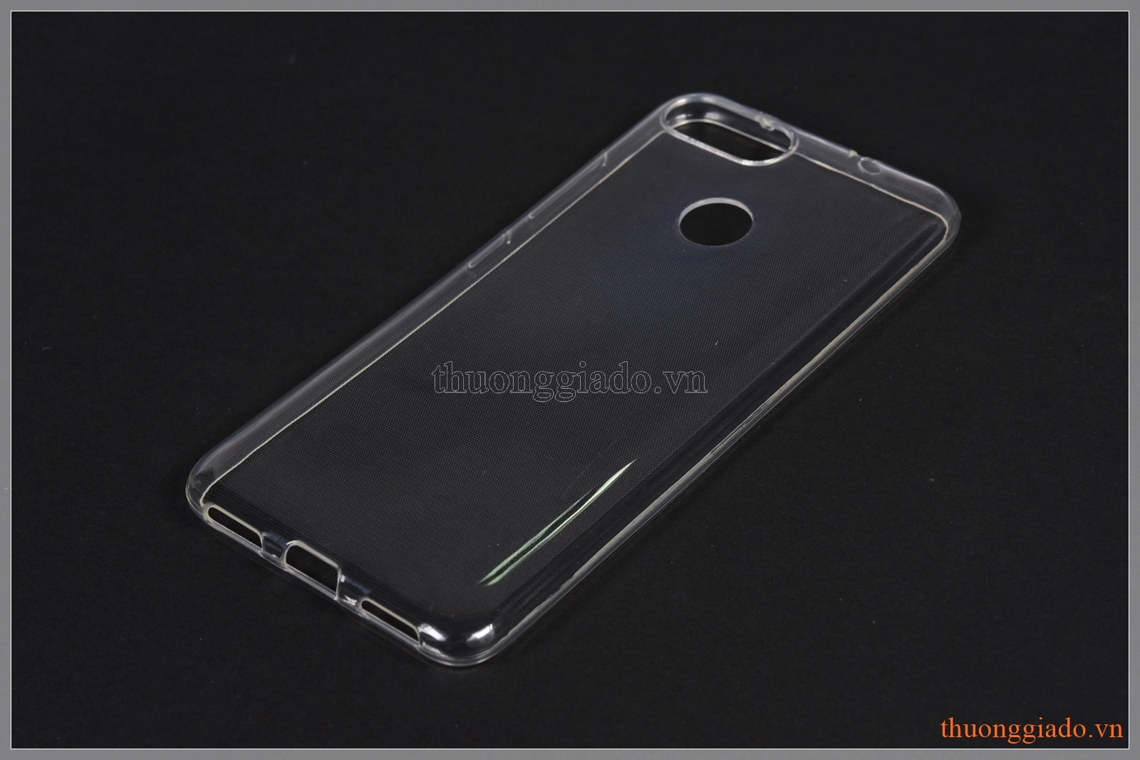 Ốp lưng silicone Asus ZenFone Max Plus M1 ( ZB570TL ), màu trong suốt