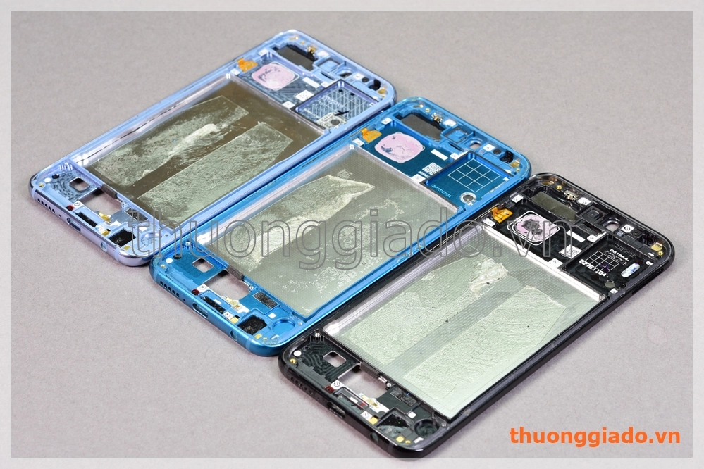 Thay vành viền benzel Huawei Honor 10, hàng zin tháo máy