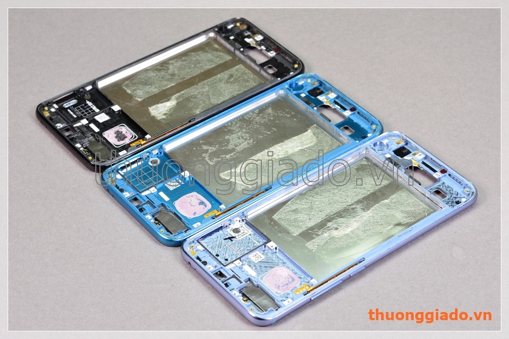 Thay vành viền benzel Huawei Honor 10, hàng zin tháo máy