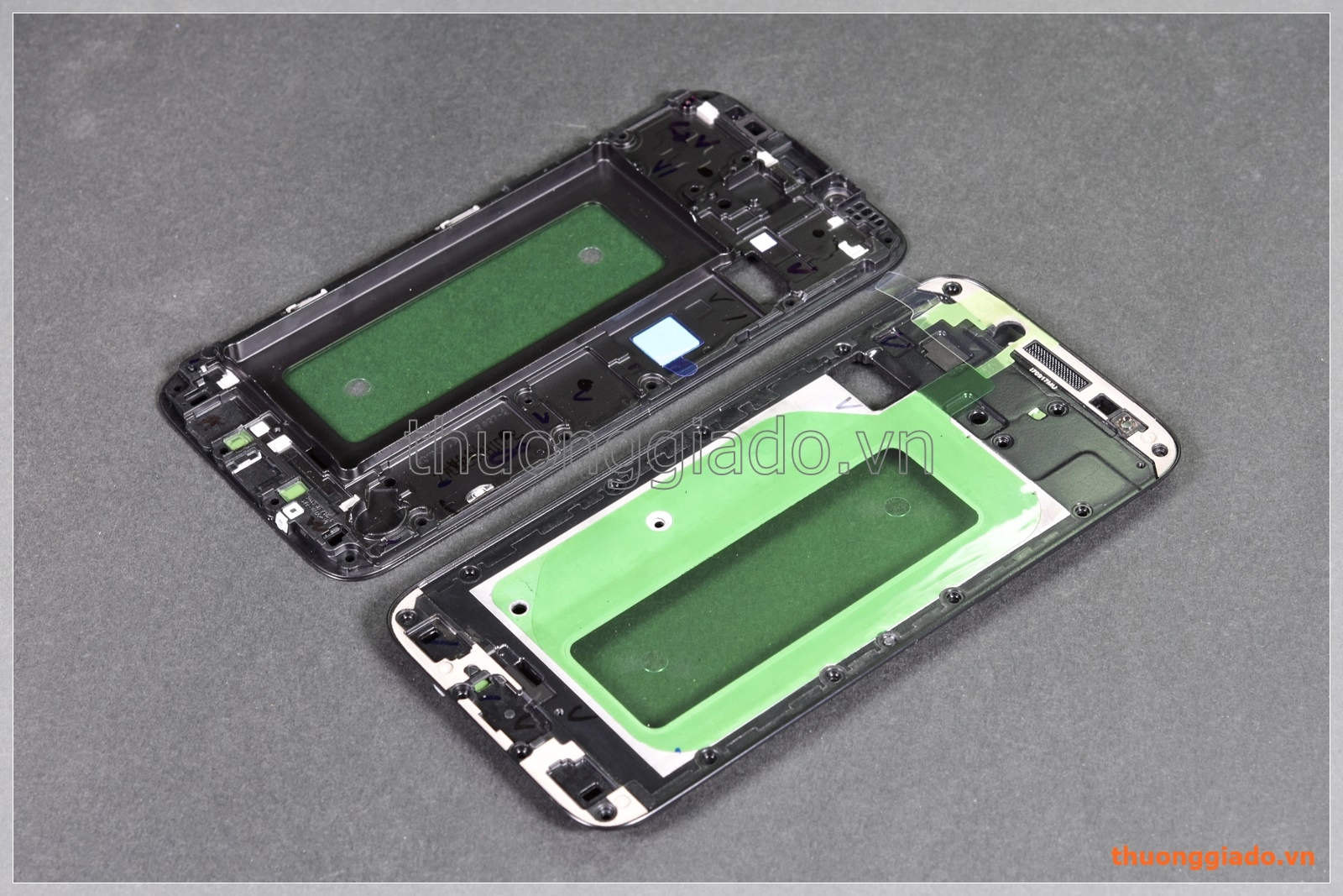 Khung màn hình Samsung J7 Pro/ J730 Khung màn hình Samsung J7 Pro/ J730