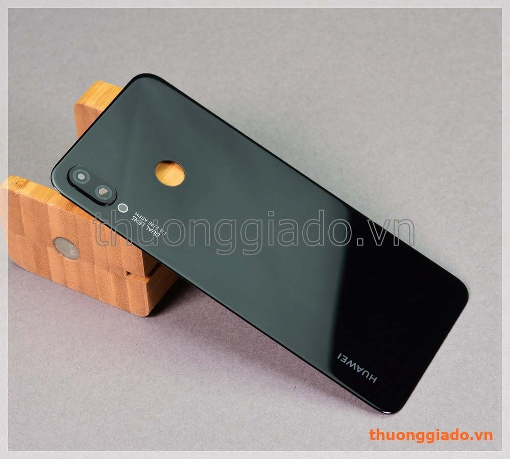 Thay kính lưng Huawei Nova 3i, hàng zin tháo máy, kèm kính camera sau