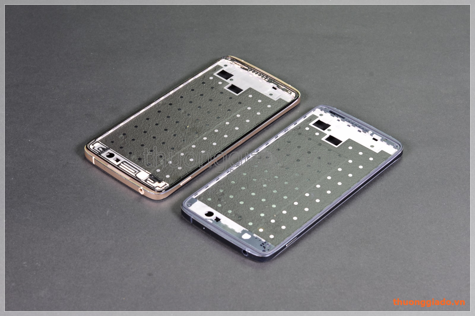 Khung vành viền benzel Blackberry DTEK50 chính hãng