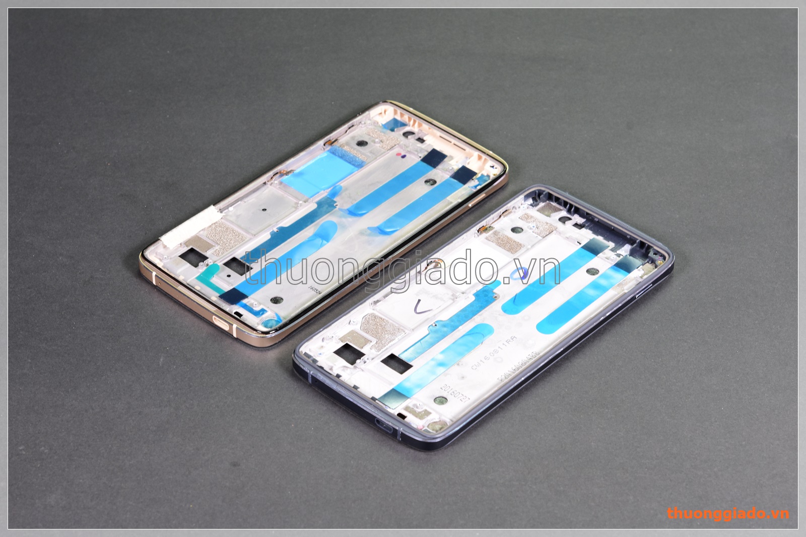 Khung vành viền benzel Blackberry DTEK50 chính hãng