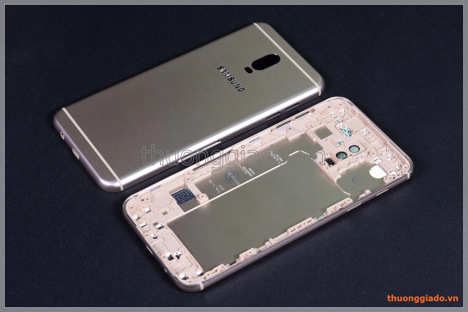 Thay vỏ Samsung J7 Plus/ C710, đủ màu