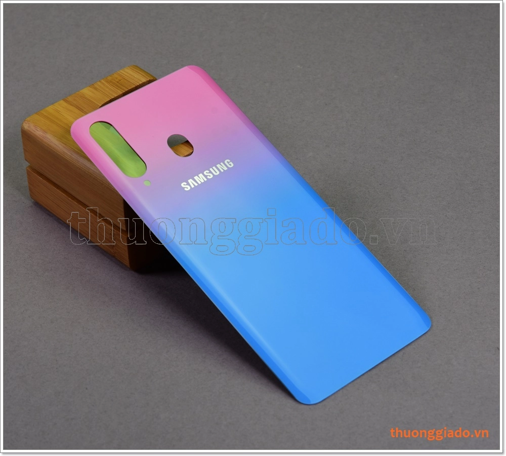 Thay nắp lưng Samsung Galaxy A8s, thay kính lưng, thay nắp đậy pin lấy ngay