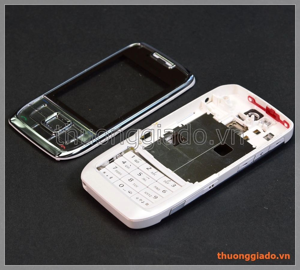 Thay vỏ Nokia E66 màu trắng (hàng zin tháo máy)
