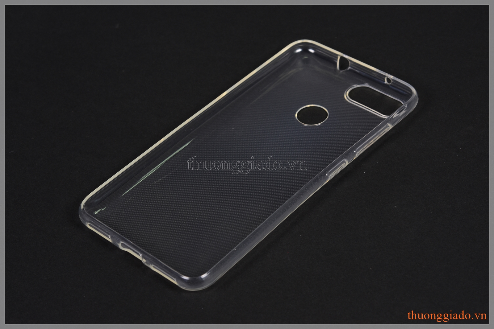 Ốp lưng silicone Asus ZenFone Max Plus M1 ( ZB570TL ), màu trong suốt