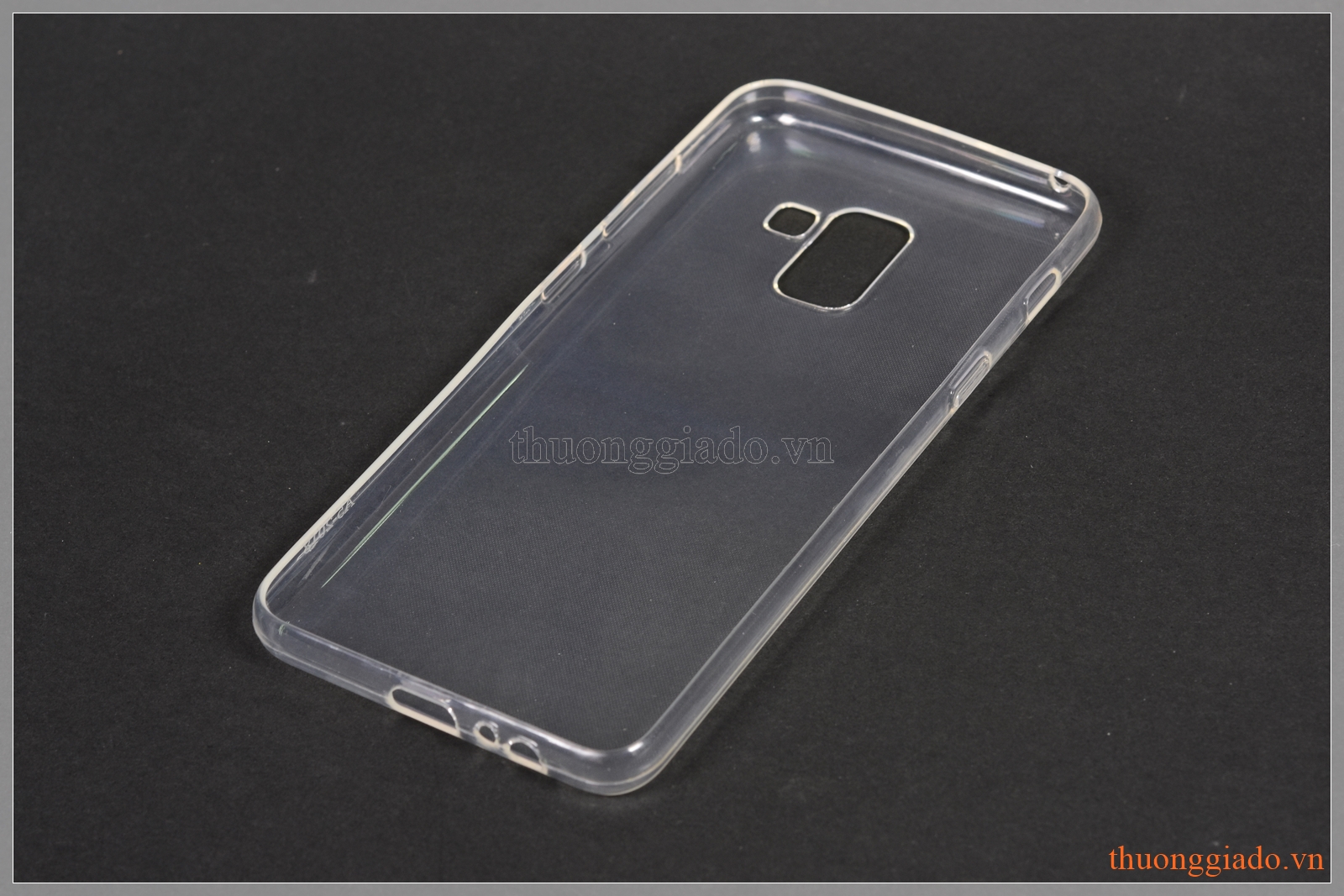 Ốp lưng silicone Samsung A8 (2018)/ A530, loại siêu mỏng trong suốt