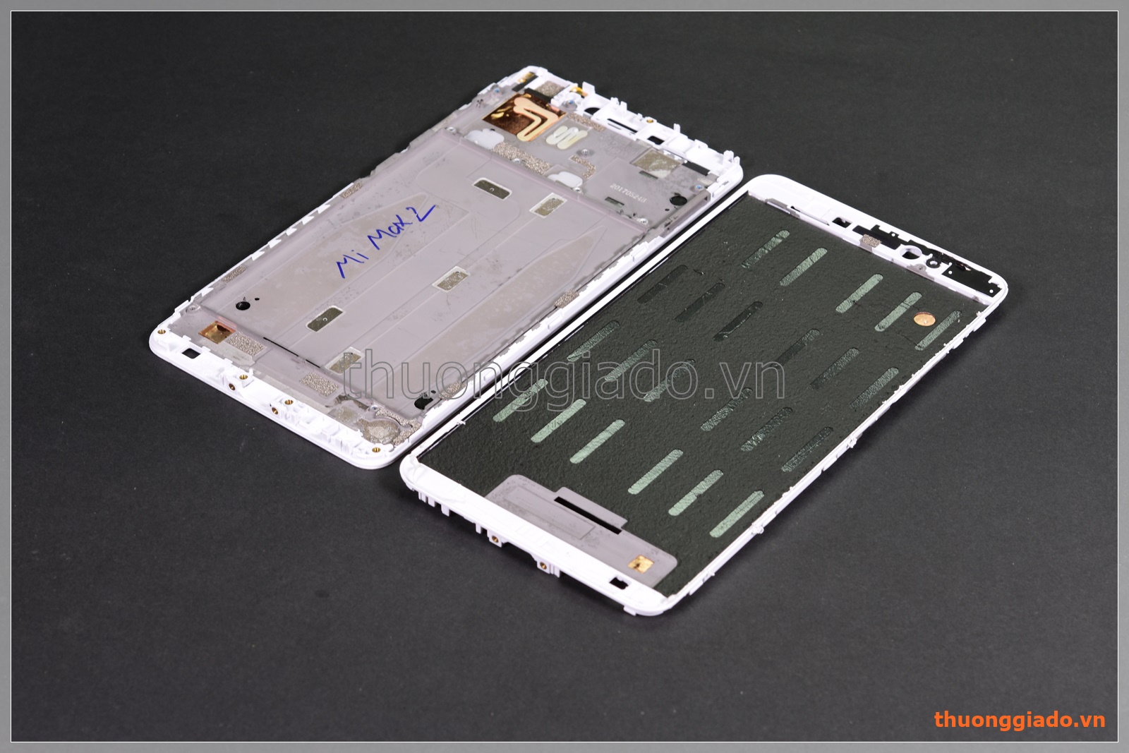 Thay khung viền màn hình Mi Max 2 (6.44") màu trắng