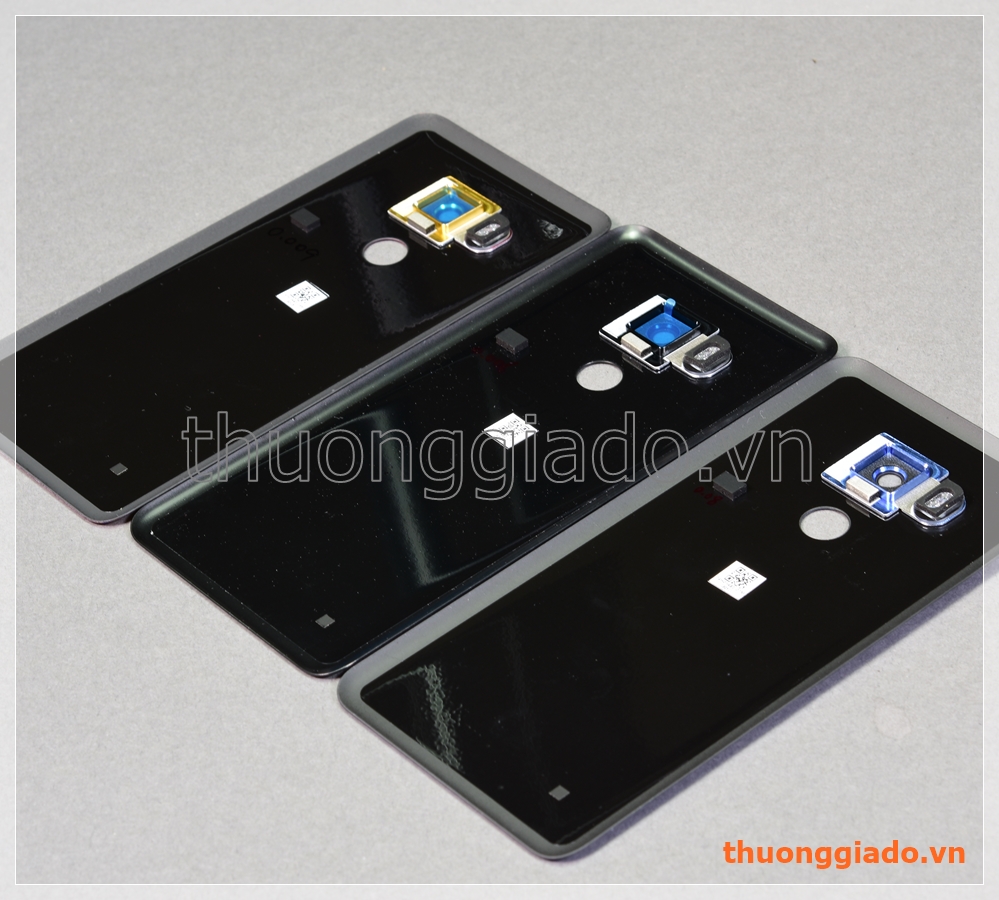 Thay kính lưng HTC U11 EYES (nắp lưng kính, nắp đậy pin, vỏ lưng)