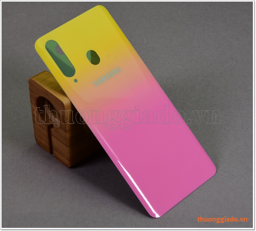 Thay nắp lưng Samsung Galaxy A8s, thay kính lưng, thay nắp đậy pin lấy ngay