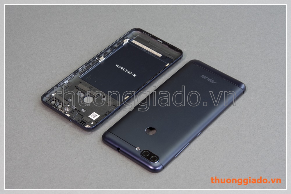 Thay vỏ (nắp lưng) Asus Zenfone Max Plus M1 (ZB570TL)