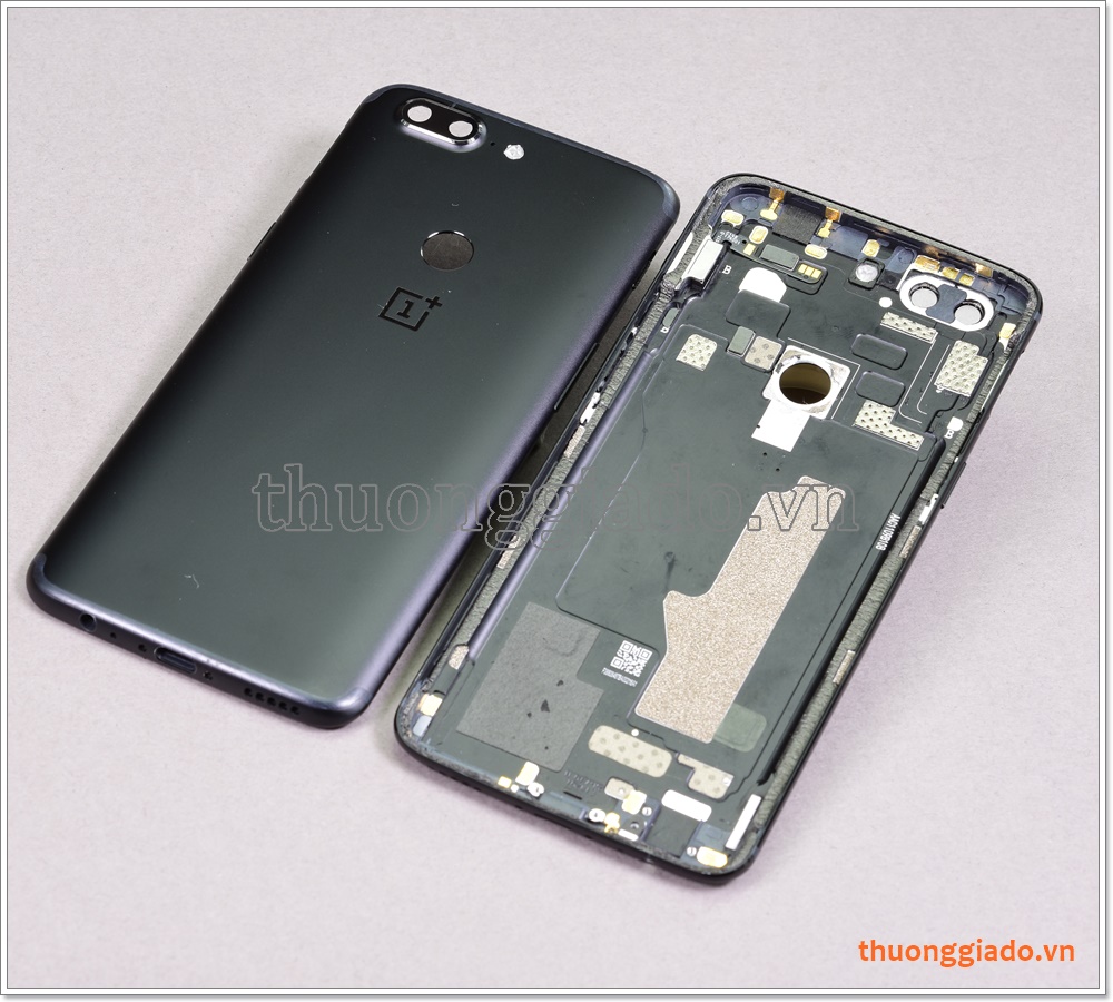 Thay vỏ OnePlus 5T, kèm kính camera sau