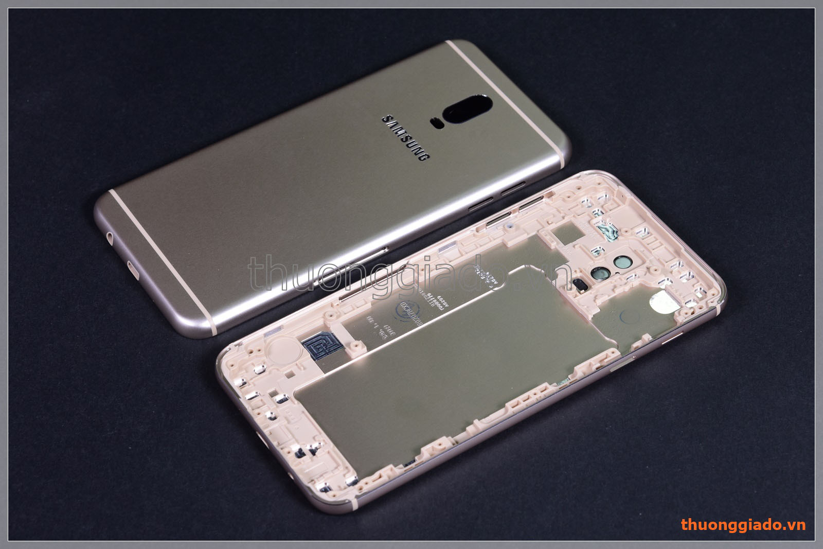 Thay vỏ Samsung J7 Plus/ C710, đủ màu