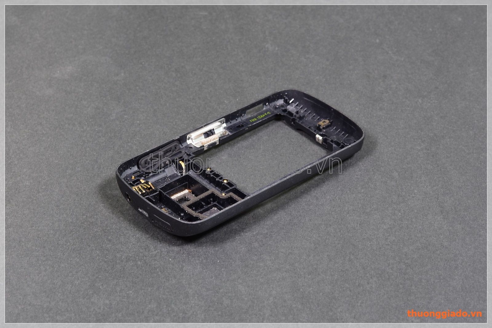 Thay xương lưng Nokia PureView 808 gồm cả kính camera (hàng tháo máy)
