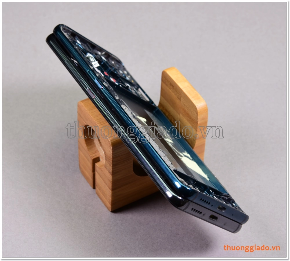 Thay khung vành viền Huawei Mate 20 (6.5") , hỗ trợ thay thế lấy ngay