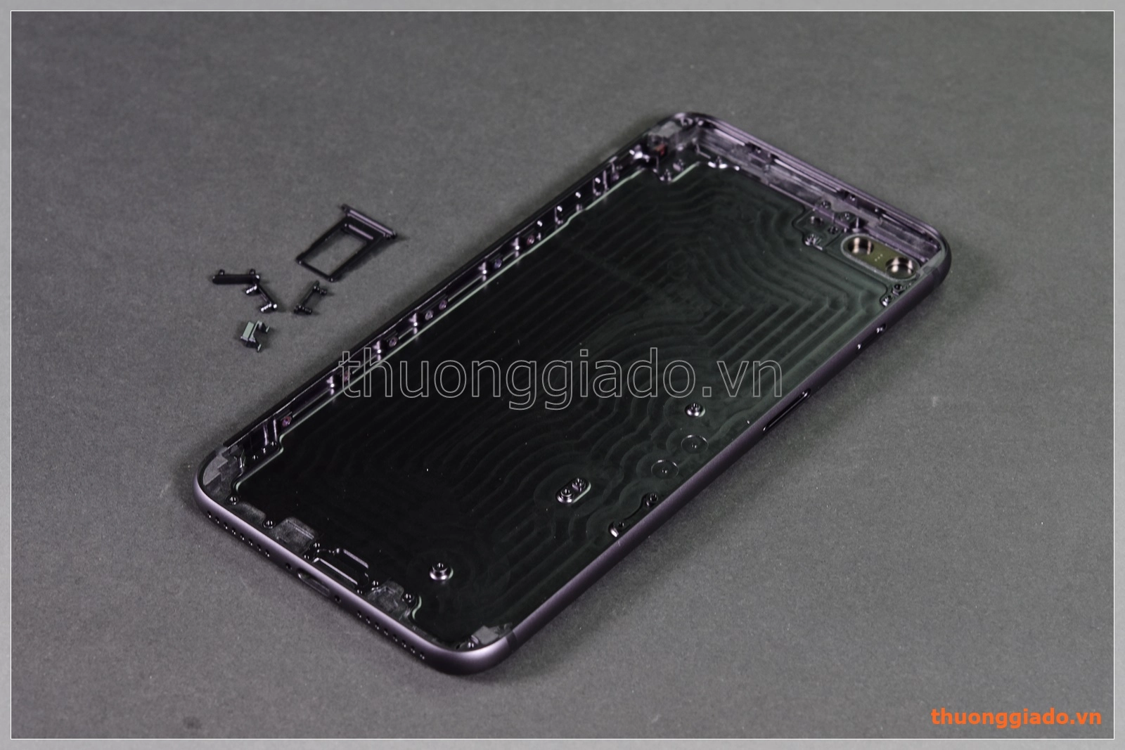 Vỏ độ iPhone  6 Plus (5.5") thành iPhone 8 Plus (5.5inch), màu xám đen