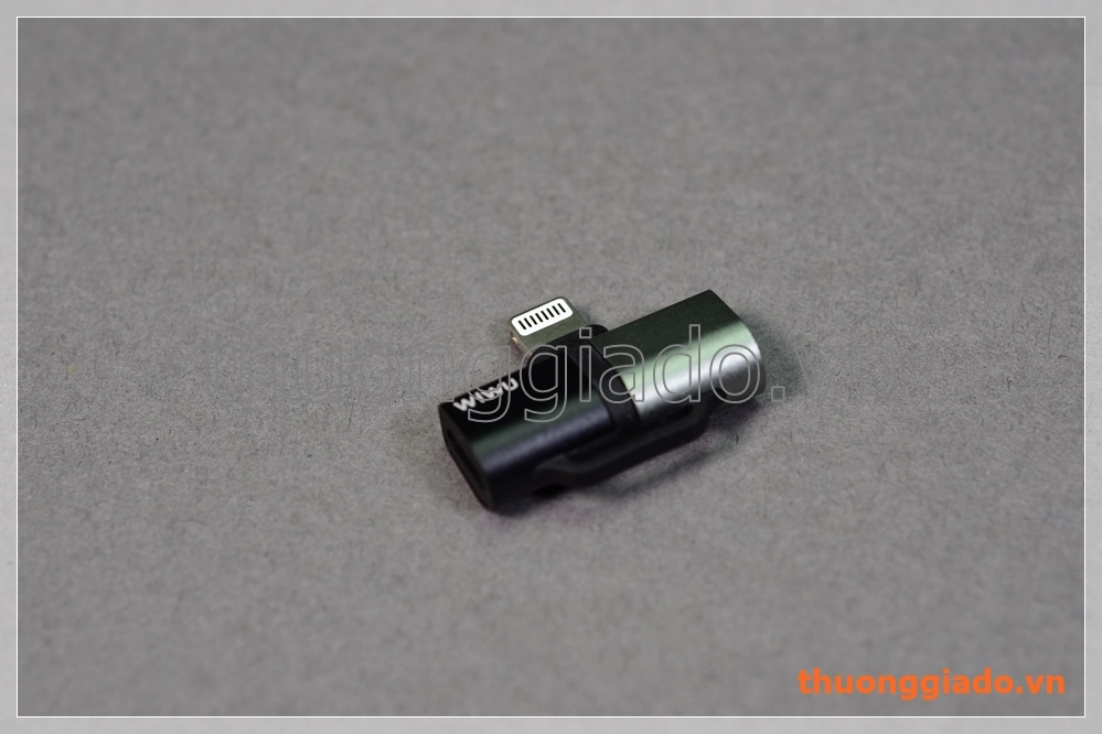 Đầu chuyển đổi lightning 1 ra 2, hỗ trợ cùng lúc sạc và nghe nhạc (hiệu Wiwu)