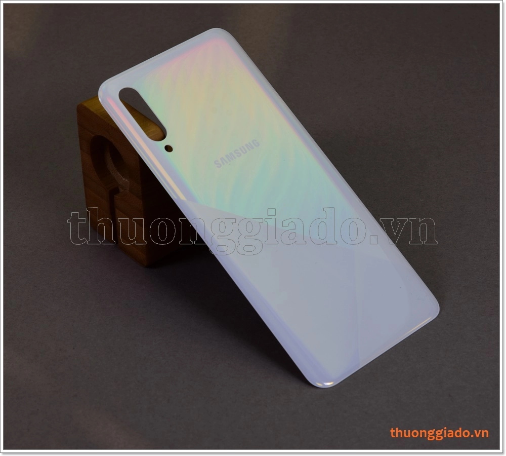 Thay nắp lưng Samsung Galaxy A30s, thay vỏ lưng, thay mặt lưng ấy ngay