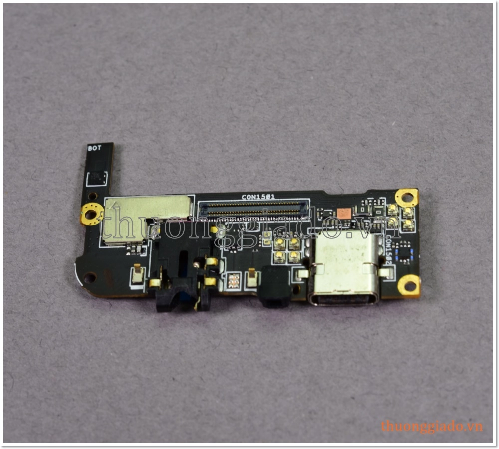 Bo mạch chân sạc Asus ZenFone AR A002A ZS571KL, gồm cả míc nghe gọi Bo mạch chân sạc Asus ZenFone AR A002A ZS571KL, gồm cả míc nghe gọi