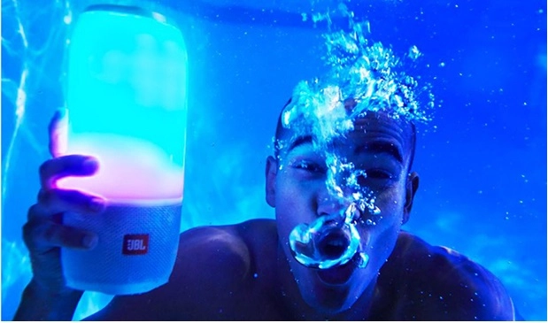 Loa bluetooth JBL Pulse 3 (âm thanh 360, chống nước, nghe nhạc 12 giờ)