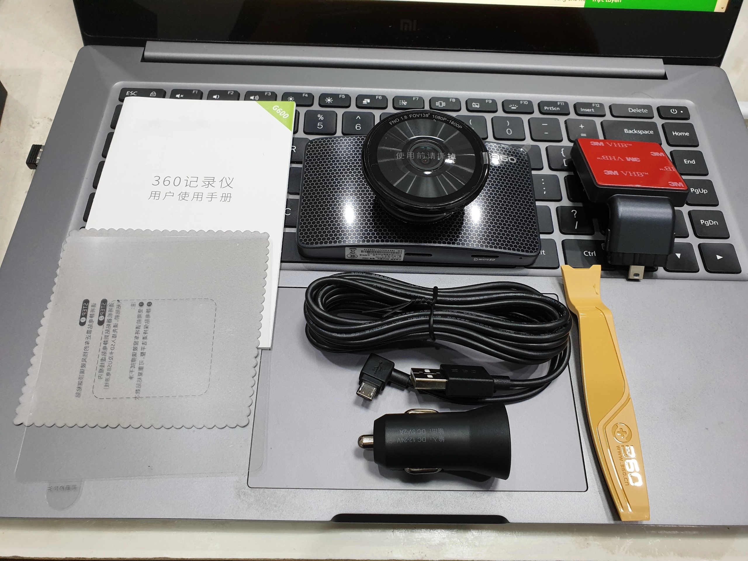 Camera hành trình Qihoo 360 G600 (2K+, GPS hiển thị tốc độ, chó điện tử, 4.0 inch)