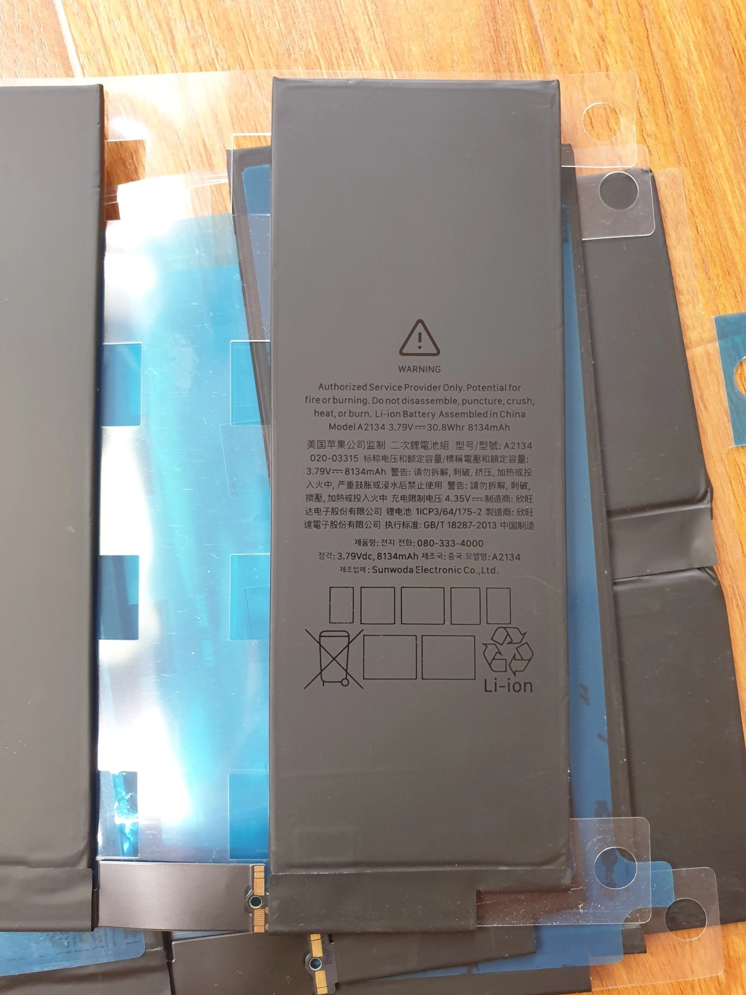 Thay pin iPad Air 3 10.5 (Apple A2134) 8134mAh, 30.8Wh