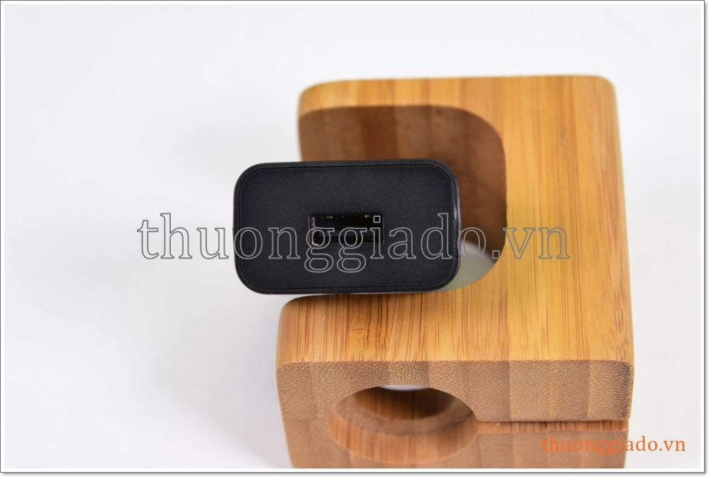 Củ sạc nhanh Blackberry QC13EU hỗ trợ Qualcomm Quick Charge 3.0 Củ sạc nhanh Blackberry QC13EU hỗ trợ Qualcomm Quick Charge 3.0
