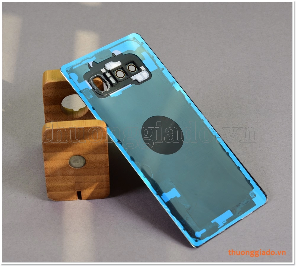 Thay kính lưng (nắp lưng) Samsung Galaxy Note 8/ N950 chính hãng kèm kính camera sau