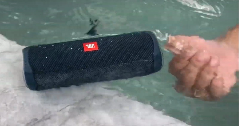 Loa bluetooth Loa JBL Flip5  (chống nước, nghe nhạc liên tục 12 giờ)