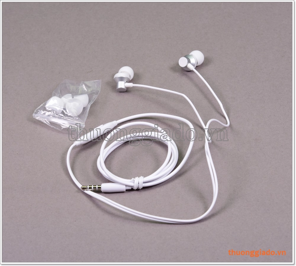 Tai nghe điện thoại Lenovo HF130 (giắc 3.5mm), âm thanh nổi vòm, vỏ hợp kim Tai nghe điện thoại Lenovo HF130 (giắc 3.5mm), âm thanh nổi vòm, vỏ hợp kim