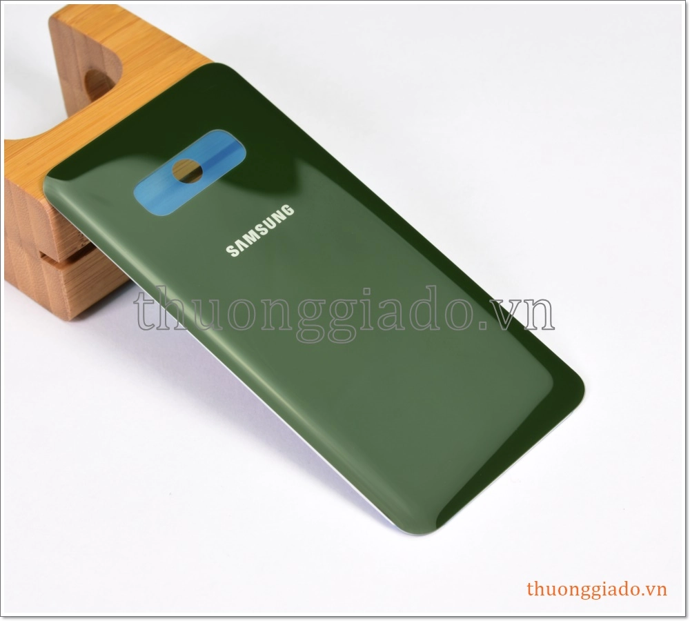 Thay kính lưng Samsung Galaxy S10E, G970, thay nắp lưng kính lấy ngay Thay kính lưng Samsung Galaxy S10E, G970, thay nắp lưng kính lấy ngay