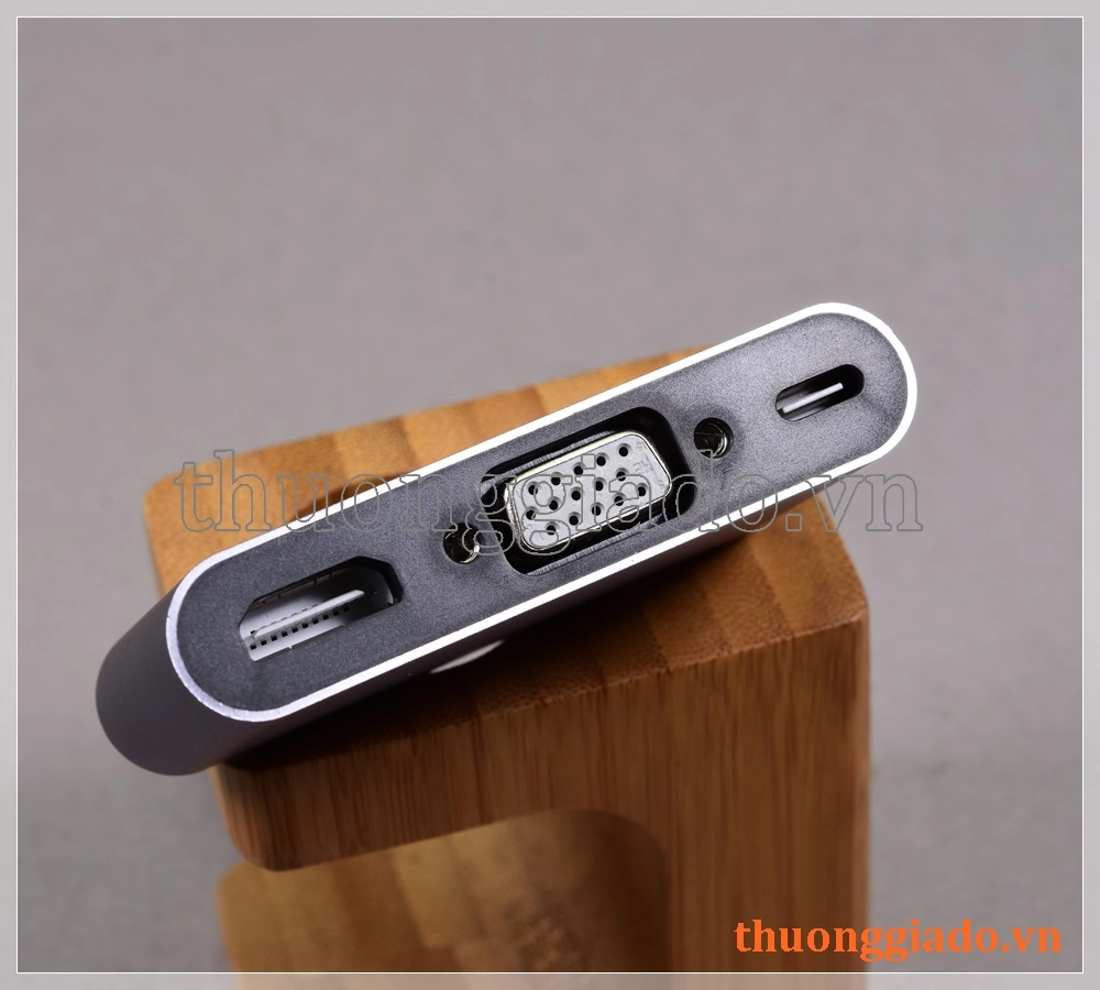 Cáp chuyển đổi USB Type-C sang HDMI/VGA/USB 3.0/PD+AUDIO (5 trong 1) Cáp chuyển đổi USB Type-C sang HDMI/VGA/USB 3.0/PD+AUDIO (5 trong 1)