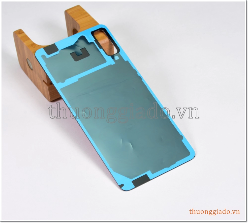 Thay kính lưng Samsung Galaxy A7 (2018), Samsung A750, thay nắp lưng lấy ngay