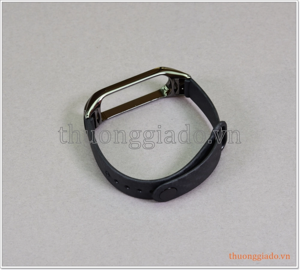 Dây thay thế vòng đeo tay Mi Band 4/ Mi Band 3 (viền hợp kim, dây cao su vân carbon)